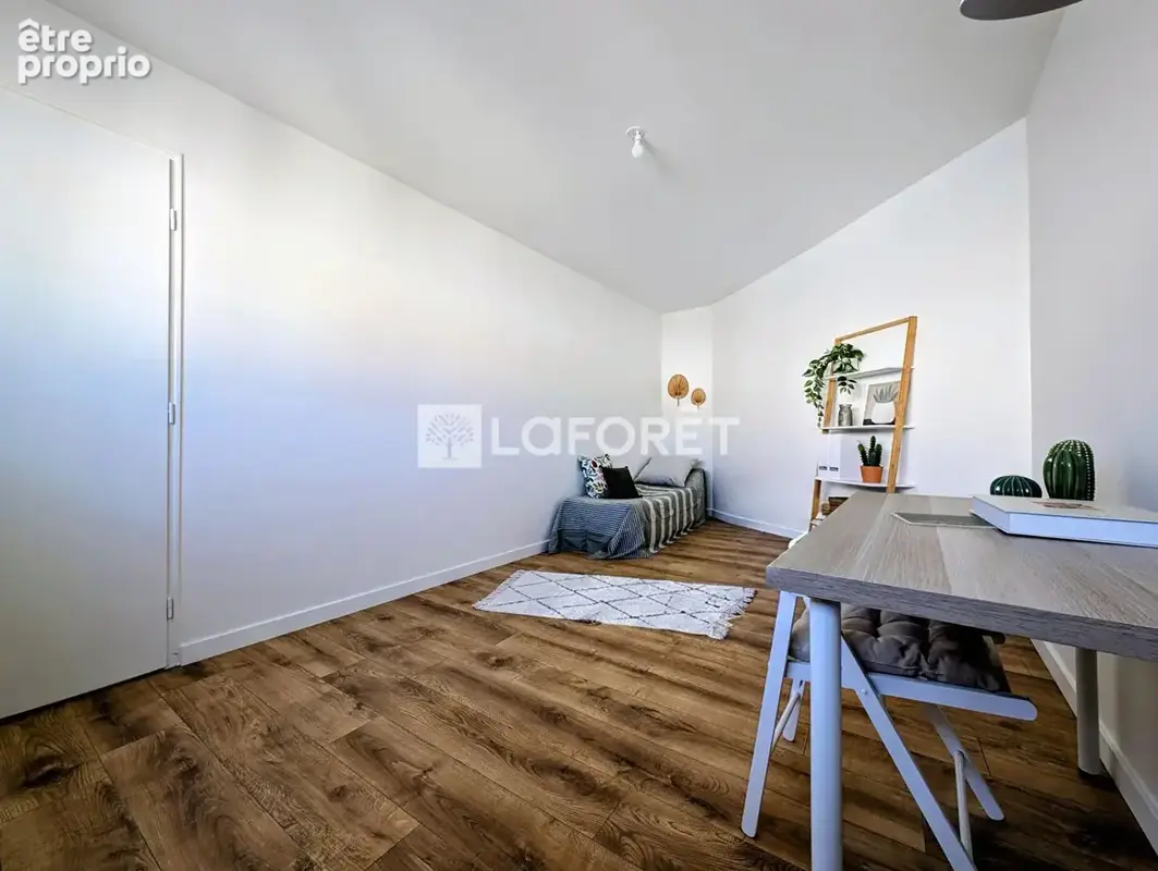 Appartement 3 chambres 116m² proche centre ville - photo 7