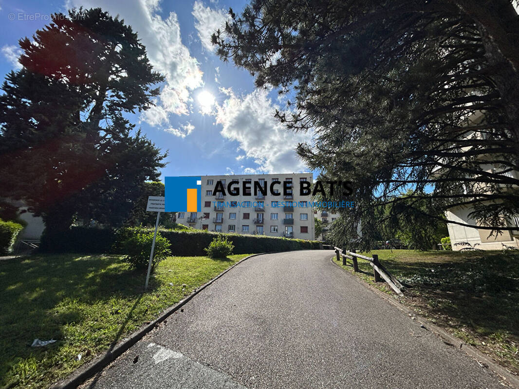 Photo 1 - Appartement à SAINT-ETIENNE