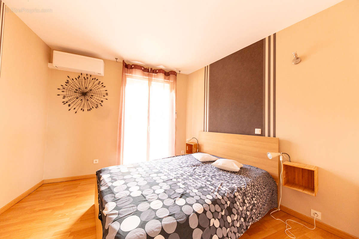 Maison à MANDELIEU-LA-NAPOULE