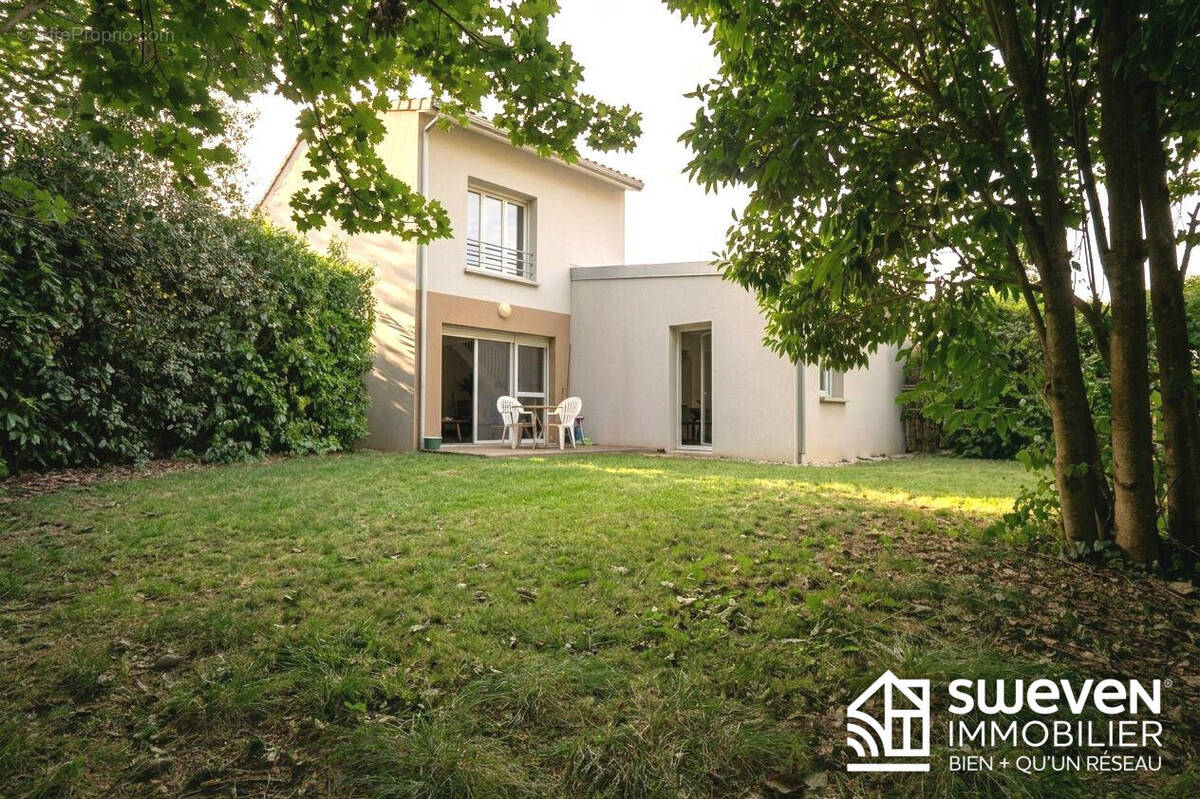 Maison à LABARTHE-SUR-LEZE