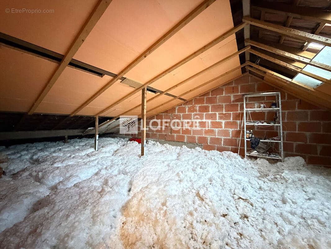 Maison à LOISY-SUR-MARNE