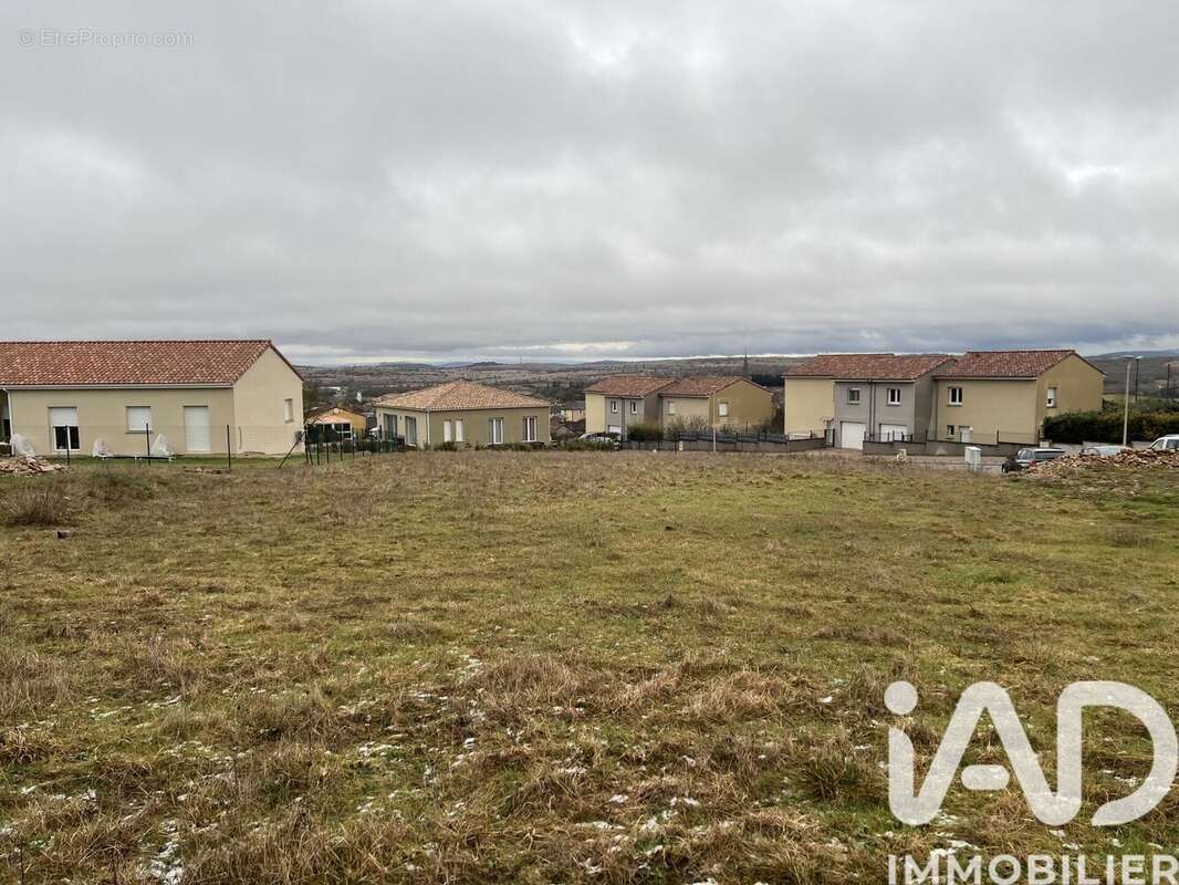 Photo 3 - Terrain à LA CAVALERIE