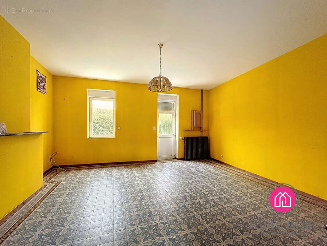 Maison à AVESNES-LE-SEC