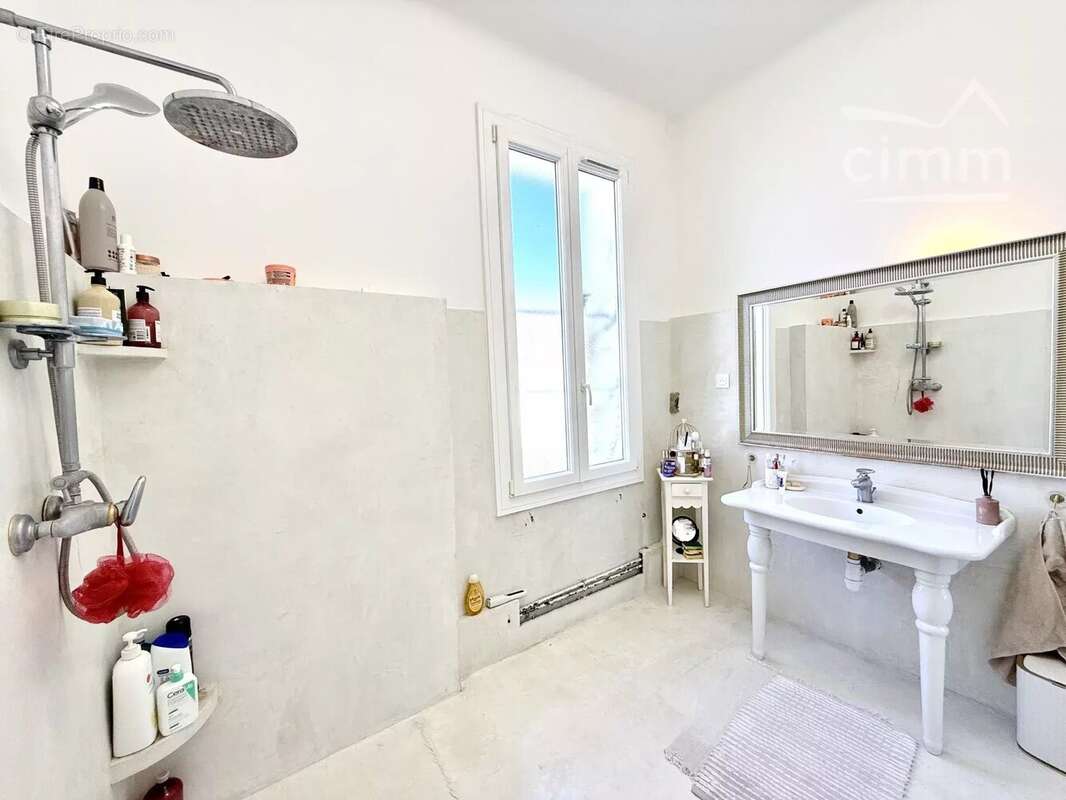 Maison à PORT-SAINT-LOUIS-DU-RHONE