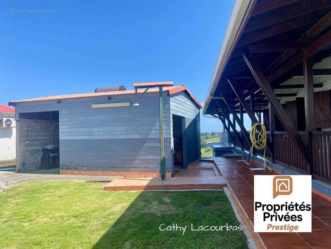 Maison à PETIT-BOURG