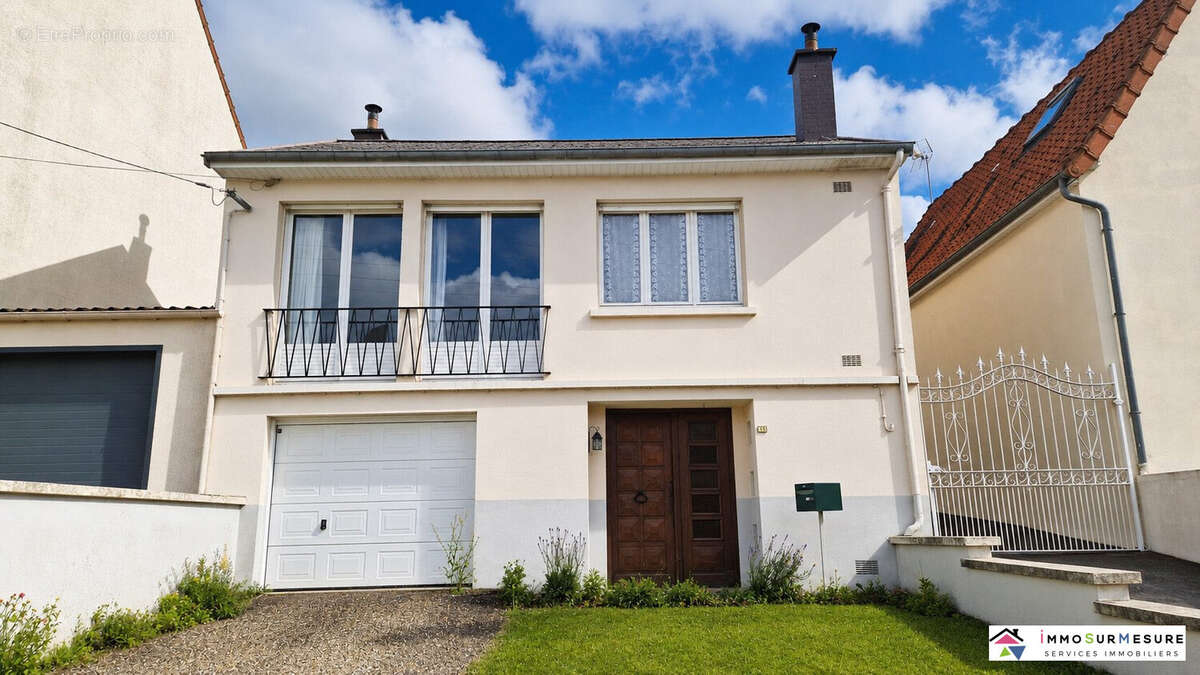 Maison à SAINT-MICHEL-SUR-TERNOISE