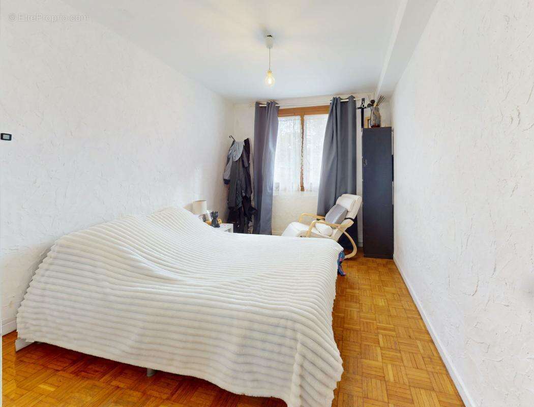 Appartement à SAINTE-FOY-LES-LYON