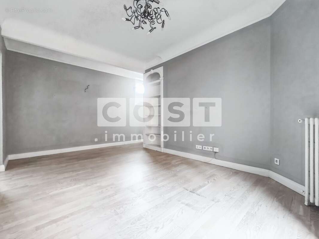 Appartement à ASNIERES-SUR-SEINE