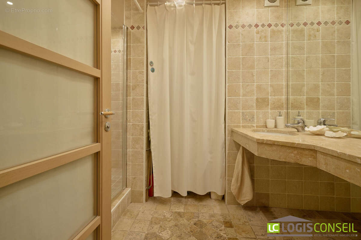 Appartement à BOURG-LA-REINE