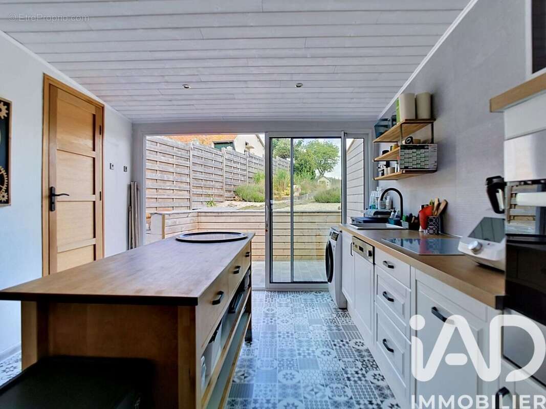 Photo 8 - Maison à ISQUES