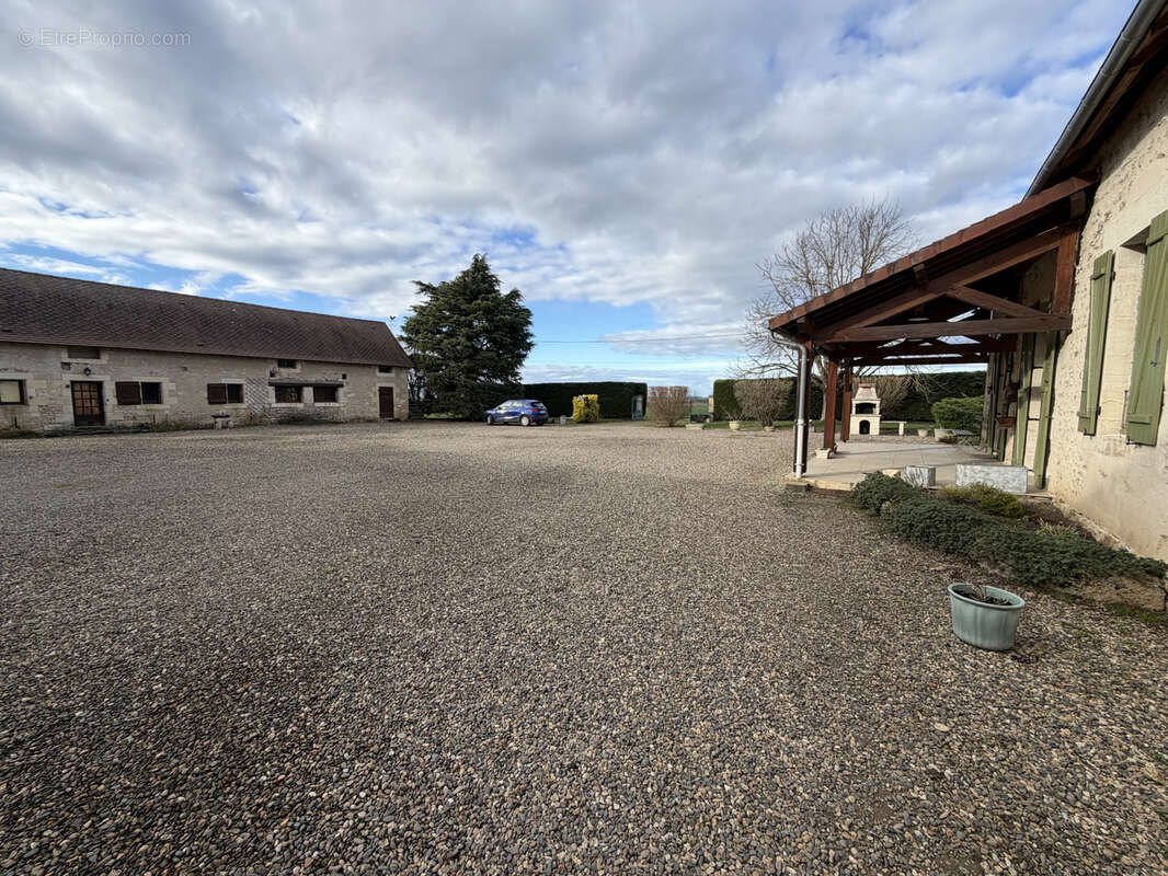 Maison à SAINT-GERMAIN-DES-FOSSES