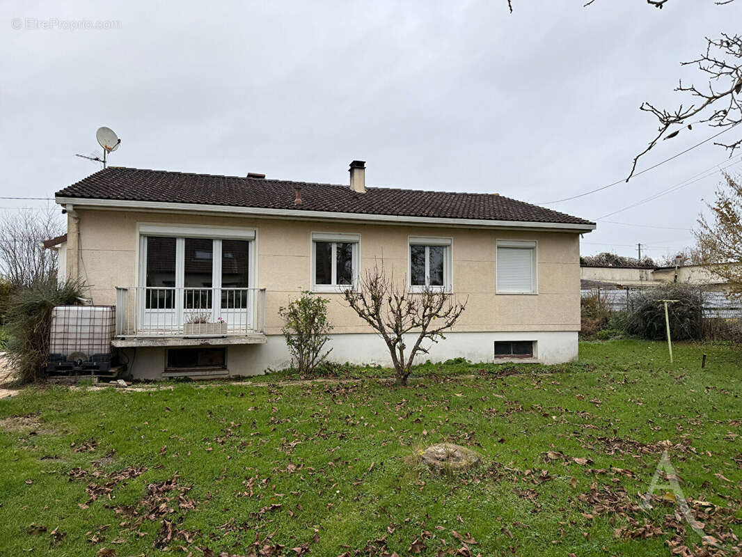 Maison à AMFREVILLE