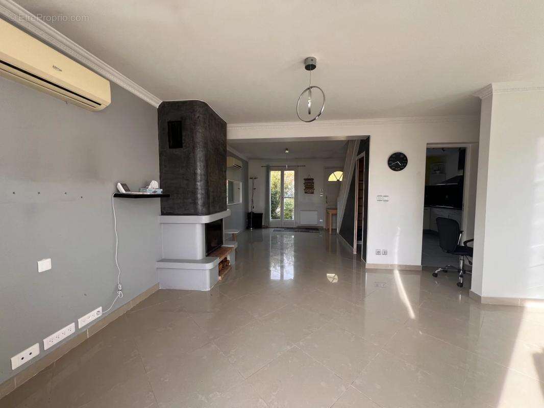 Maison à DAMMARTIN-EN-GOELE