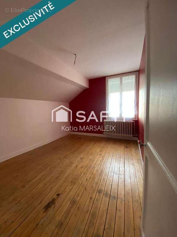 Maison 99 m² à Chezal-Benoit  - photo 9