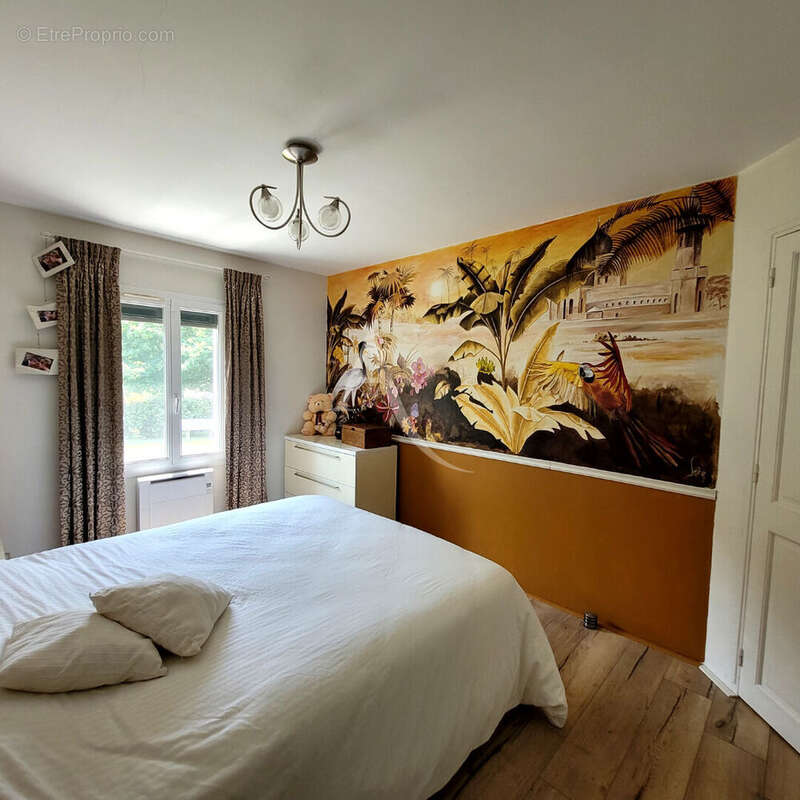 Maison à SAINT-AVAUGOURD-DES-LANDES