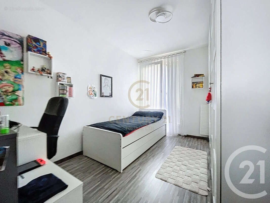 Appartement à VAULX-EN-VELIN