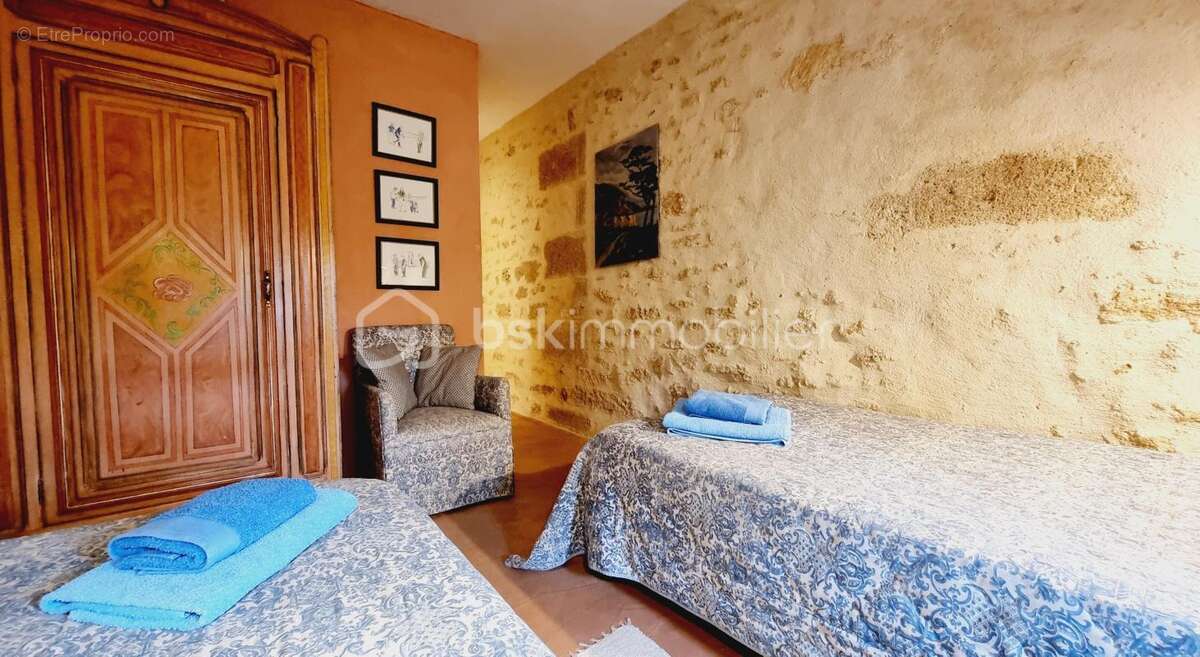 Maison à VERS-PONT-DU-GARD