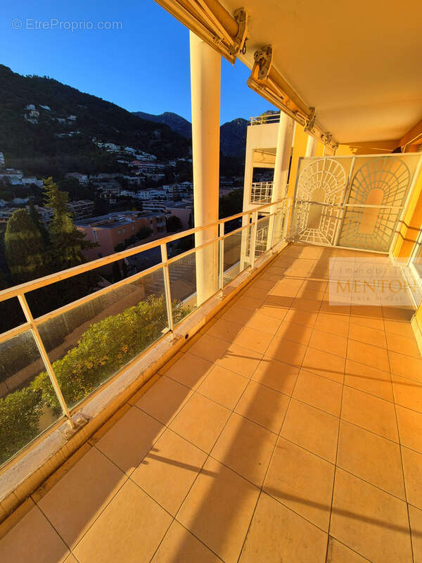Appartement à MENTON