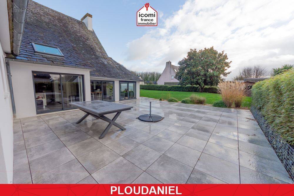Maison à PLOUDANIEL