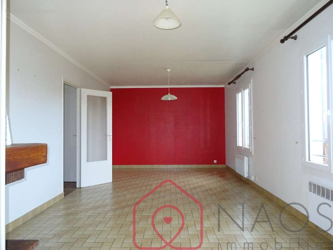 Maison à AUBIGNY-SUR-NERE