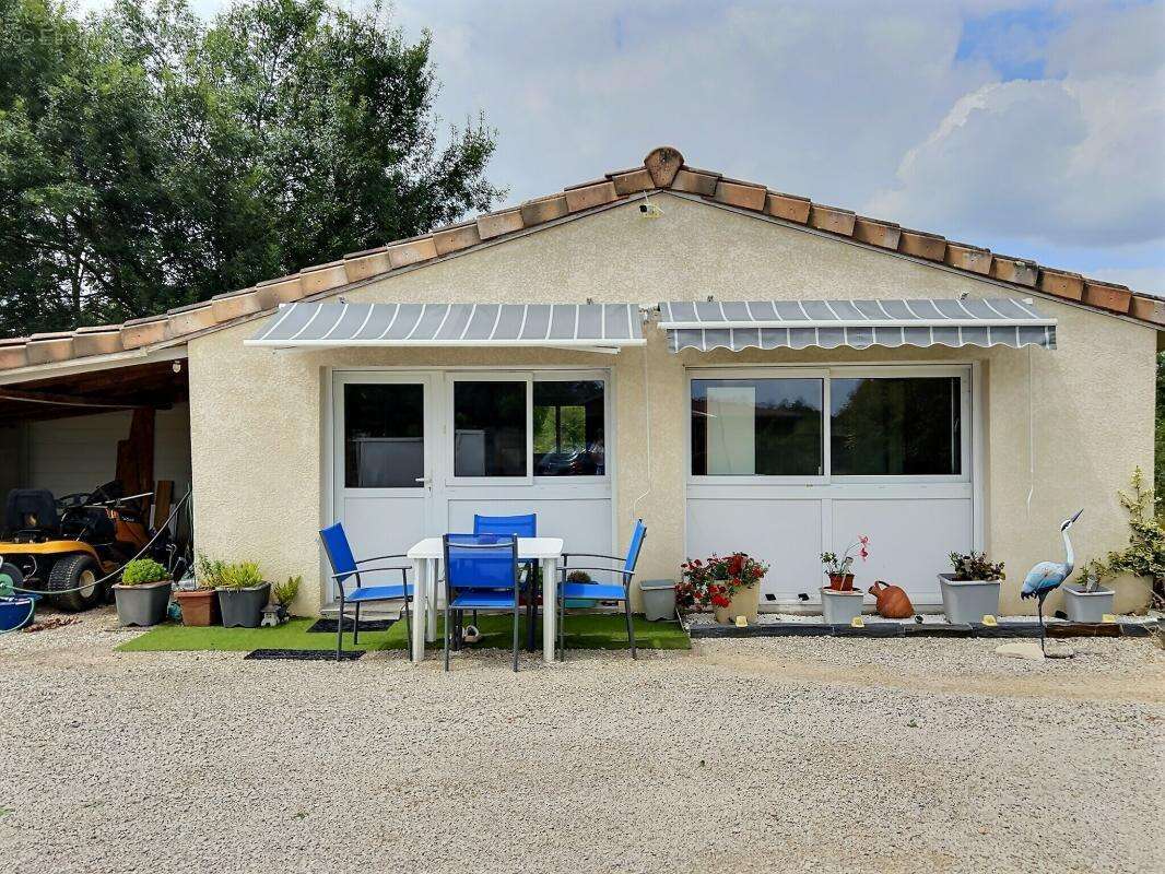 Maison à LABASTIDE-SAINT-PIERRE