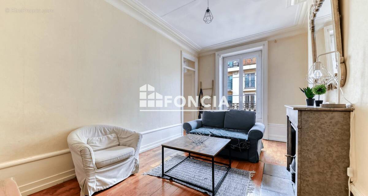 Appartement à LYON-7E