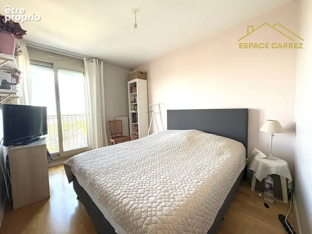 Appartement 4 pièces 80 m² à vendre à Les Lilas (93260) - photo 9