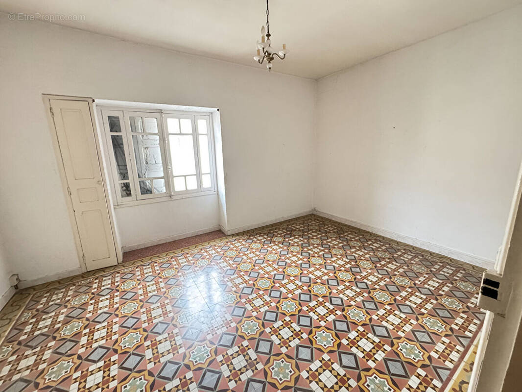 Maison à VILLELONGUE-DE-LA-SALANQUE