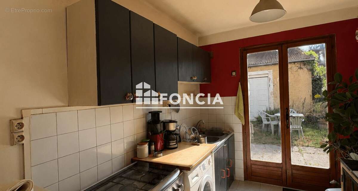 Maison vendue avec locataire en place – Quartier Prémartine - photo 2