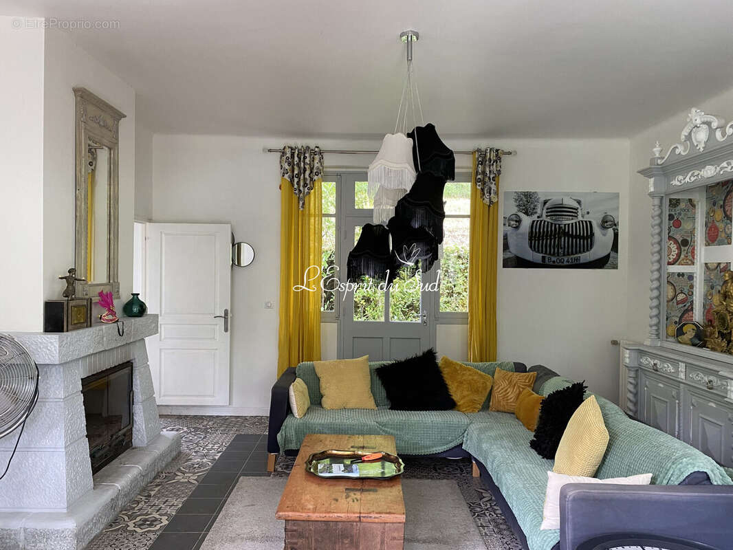 Maison 132 m² à Saint-Antonin-Noble-Val  - photo 6