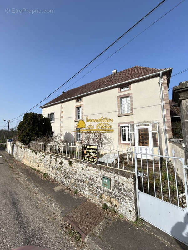 Maison à AINVELLE