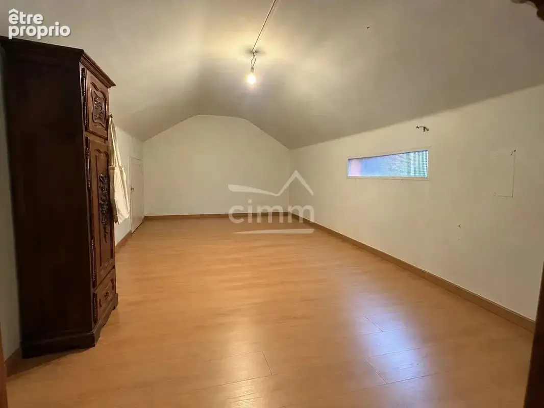 Appartement T4 avec grenier - photo 7