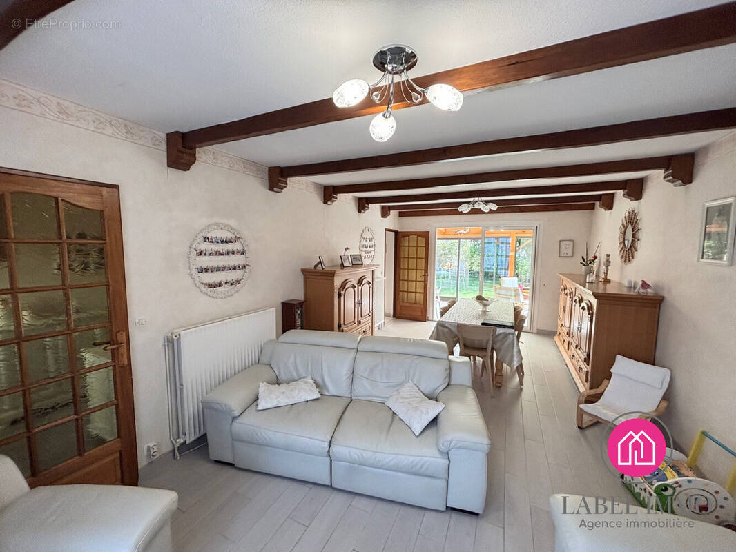 Maison à DOUCHY-LES-MINES