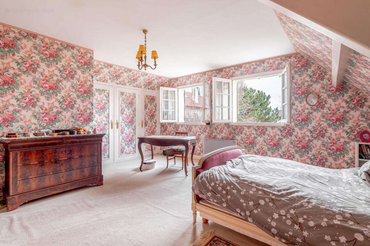 Maison à LE BOURGET