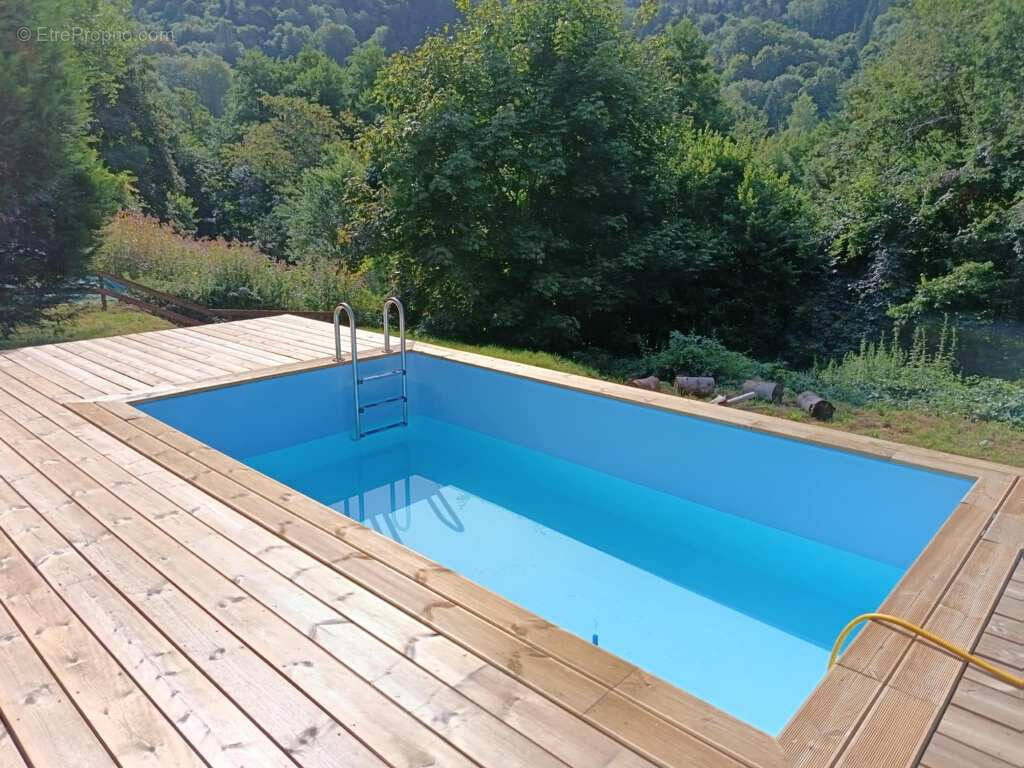 Maison à LA BRESSE