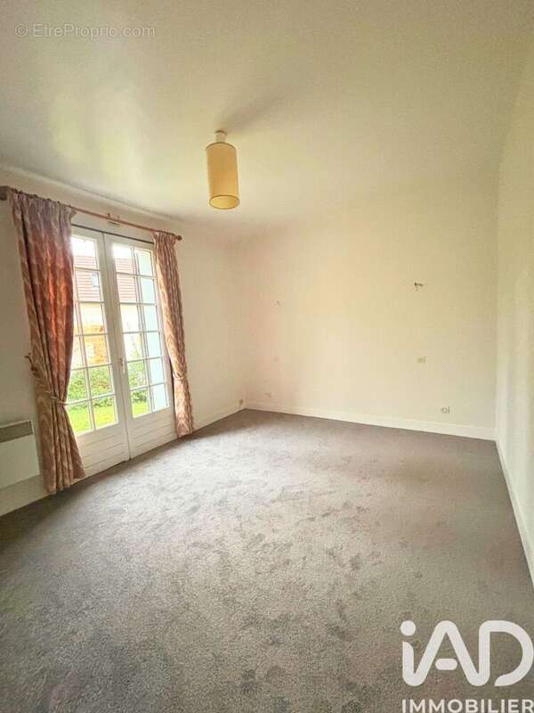 Photo 6 - Maison à VERDERONNE