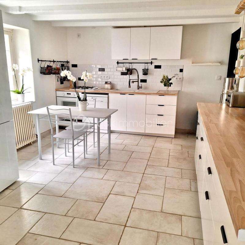 Maison à MOUSTOIR-AC