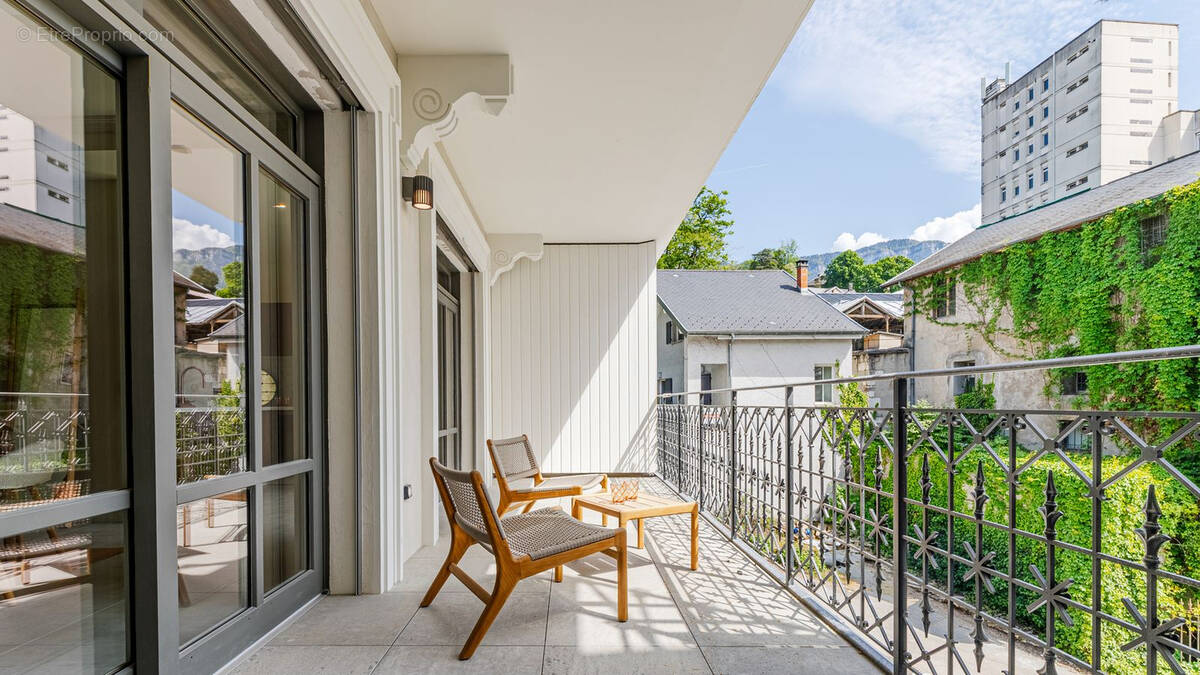 Appartement à AIX-LES-BAINS