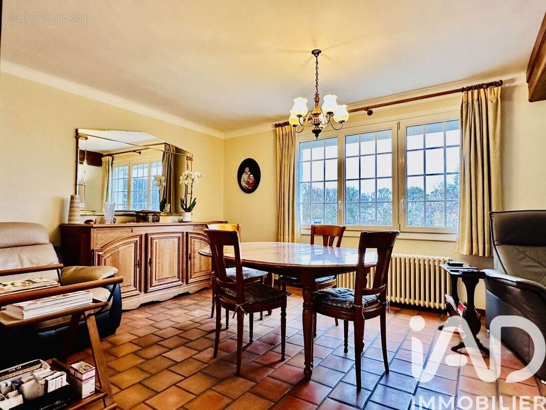 Photo 3 - Maison à FLEURY-LES-AUBRAIS