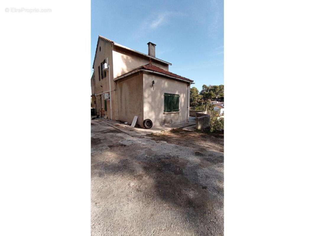 Maison à MARSEILLE-12E