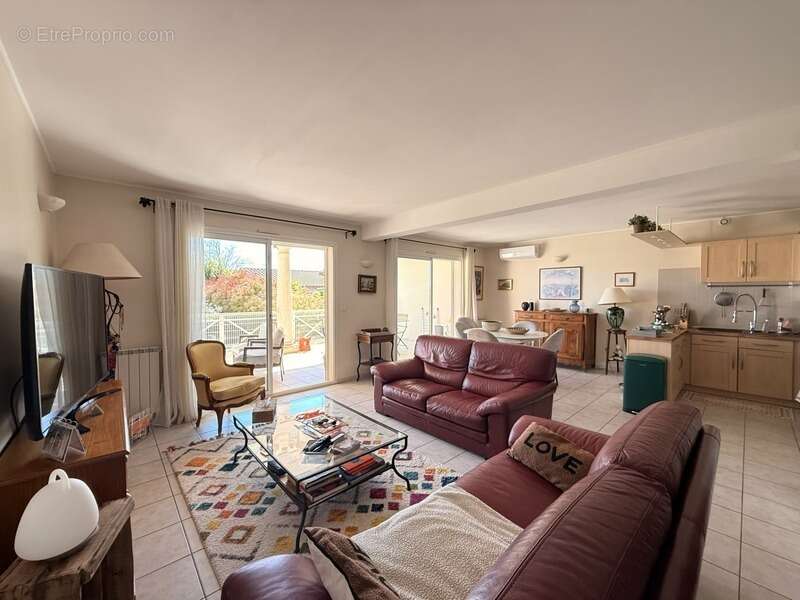 Appartement à CHATEAURENARD