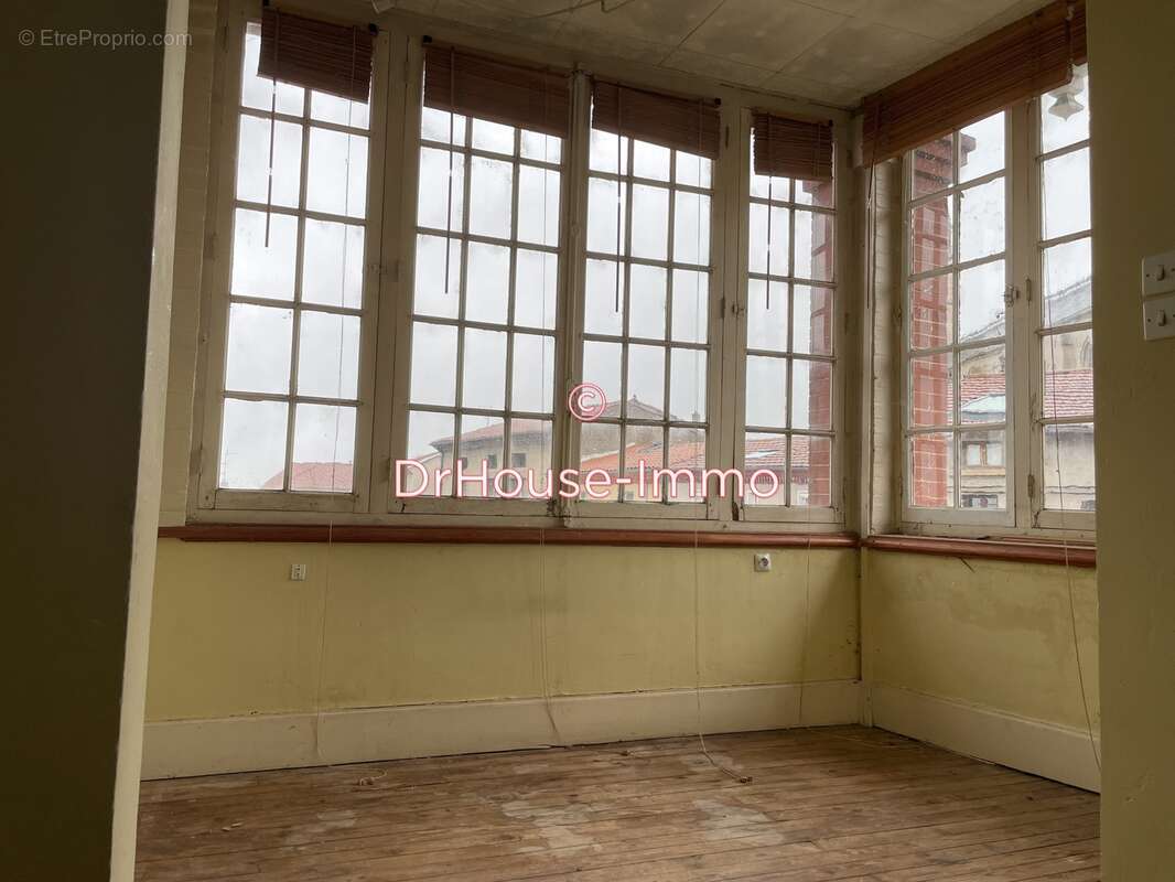 Maison à SAINT-PAUL-EN-JAREZ