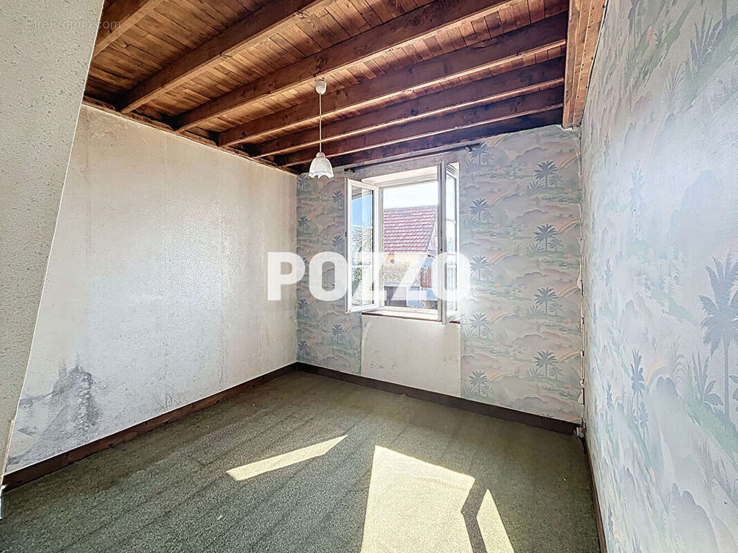 Maison à JUVIGNY-LE-TERTRE