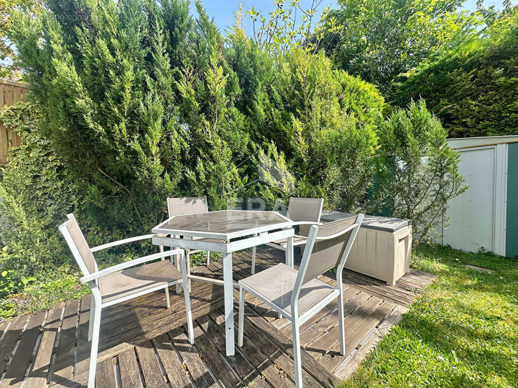Superbe appartement 6 pièces avec jardin à Sartrouville - Rare sur le marché ! - photo 8