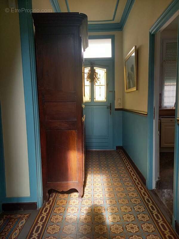 Maison à FONTAINE-LE-PORT