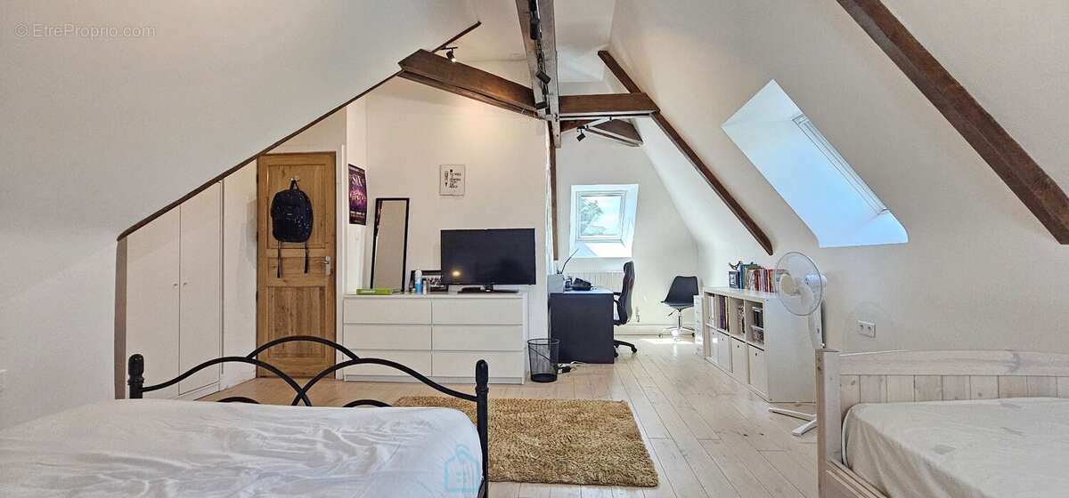 Maison à GOURDON