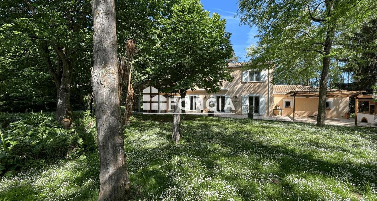 Maison à LABARTHE-SUR-LEZE