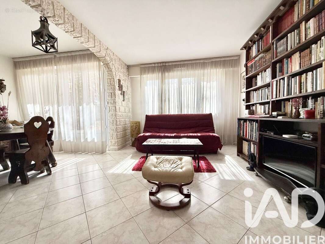 Photo 2 - Appartement à CHILLY-MAZARIN