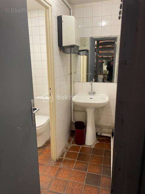 Droit au bail d'un local de 89 m² avec sous sol de 35 m² - photo 9