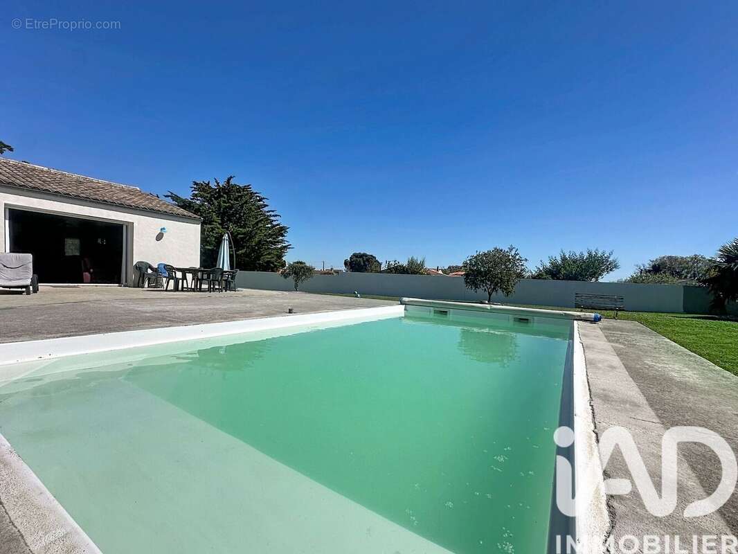Photo 2 - Maison à LE CHATEAU-D'OLERON